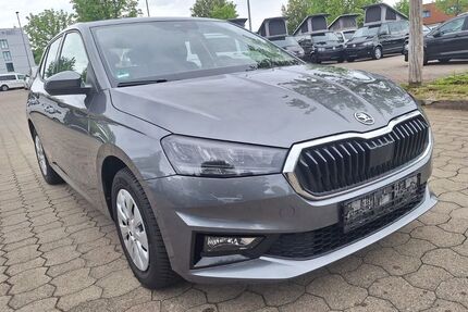 Skoda Fabia 7.000 km 14.900 &euro; Göppingen 73037