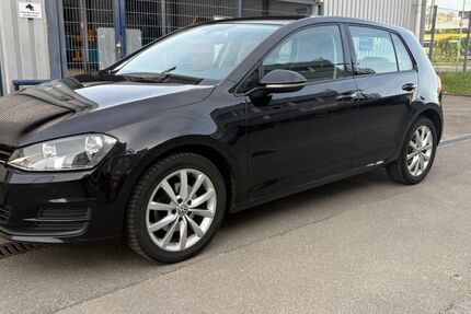 VW Golf 181.500 km 8.490 &euro; Fellbach - Stuttgart 70736