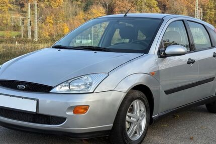 Ford Focus 51.000 km 2.950 &euro; Esslingen Am Neckar 73733