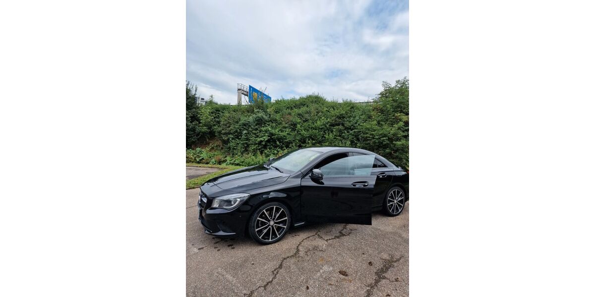 Mercedes-Benz CLA 250 141.154 km 15.000 &euro; Köngen 73257