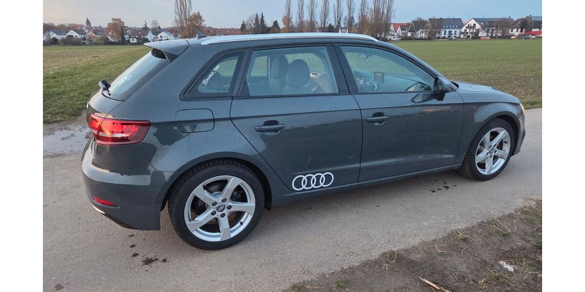 Audi A3 68.000 km 18.500 &euro; Esslingen 73734