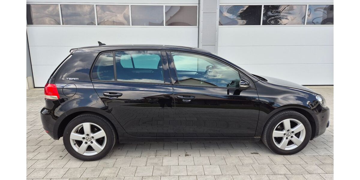 VW Golf 187.000 km 5.600 &euro; Westerheim 72589