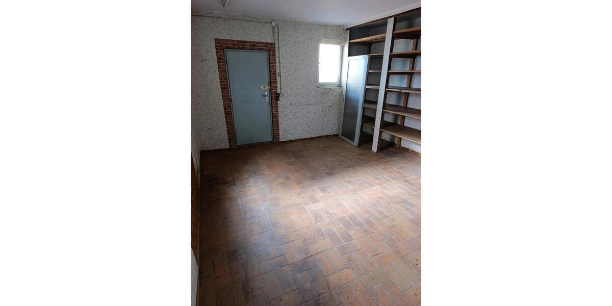 Mehrfamilienhaus, Wohnhaus Grafenberg - 8 Zimmer, 150 m&sup2;, 425.000&euro; | Angebot:25964675