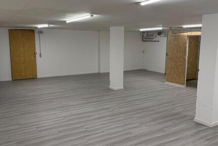 Gewerbeobjekt Göppingen - 375&euro; | Angebot:25137178