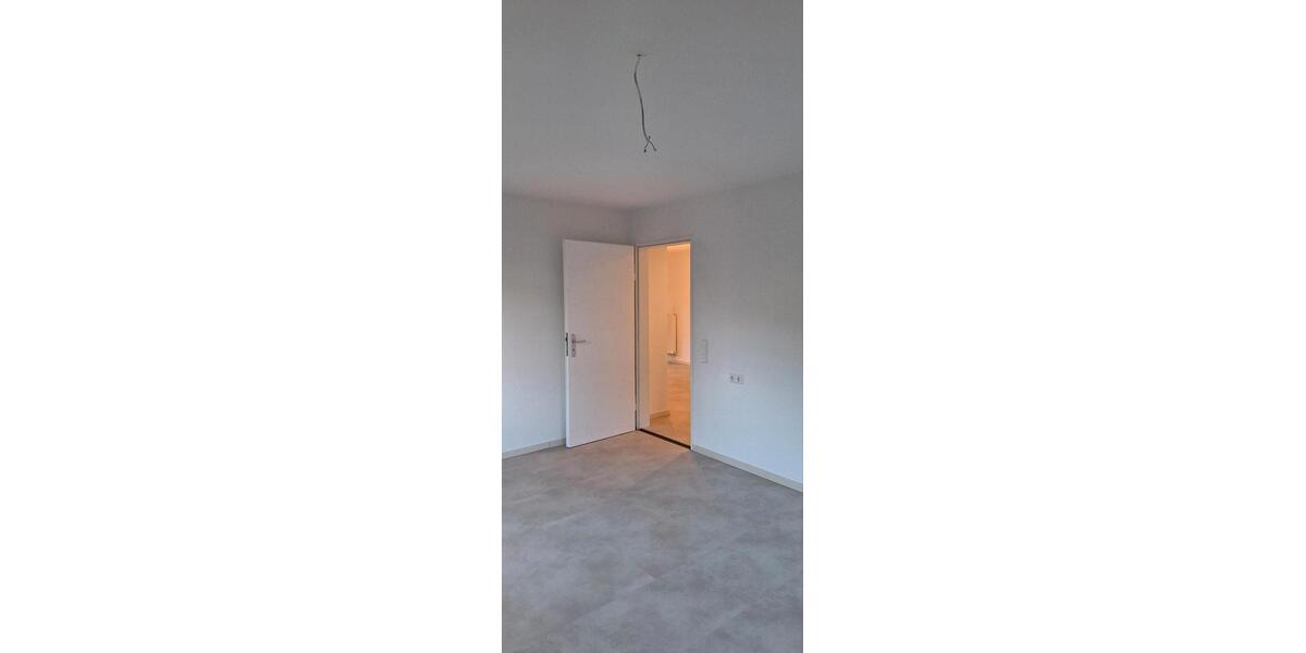 Erdgeschoßwohnung Waiblingen - 3.5 Zimmer, 84 m&sup2;, 1.200&euro; | Angebot:27570395