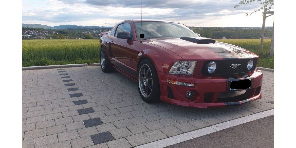 Ford Mustang 83.000 km 22.999 &euro; Uhingen 73066