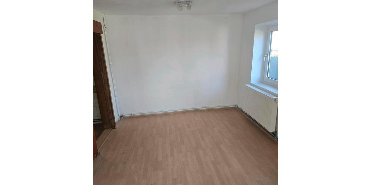 Etagenwohnung Lonsee - 6 Zimmer, 140 m&sup2;, 1.300&euro; | Angebot:26665993