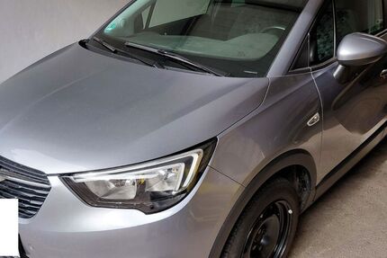 Opel Crossland (X) 30.050 km 11.000 &euro; Fellbach 70734