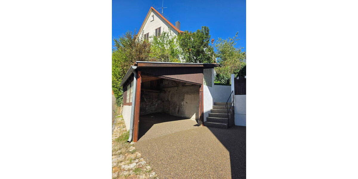 Doppelhaushälfte Nürtingen-Neckarhausen Neckarhausen - 8 Zimmer, 135 m&sup2;, 498.000&euro; | Angebot:25782132