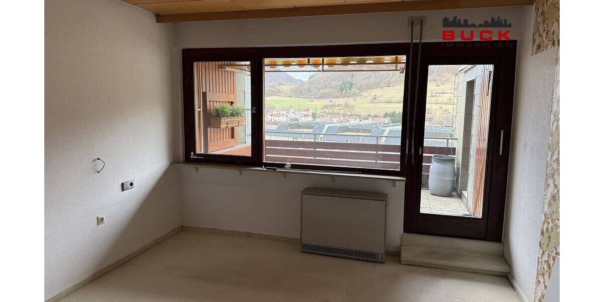 Etagenwohnung Bad Überkingen - 4 Zimmer, 108 m&sup2;, 219.000&euro; | Angebot:26080807