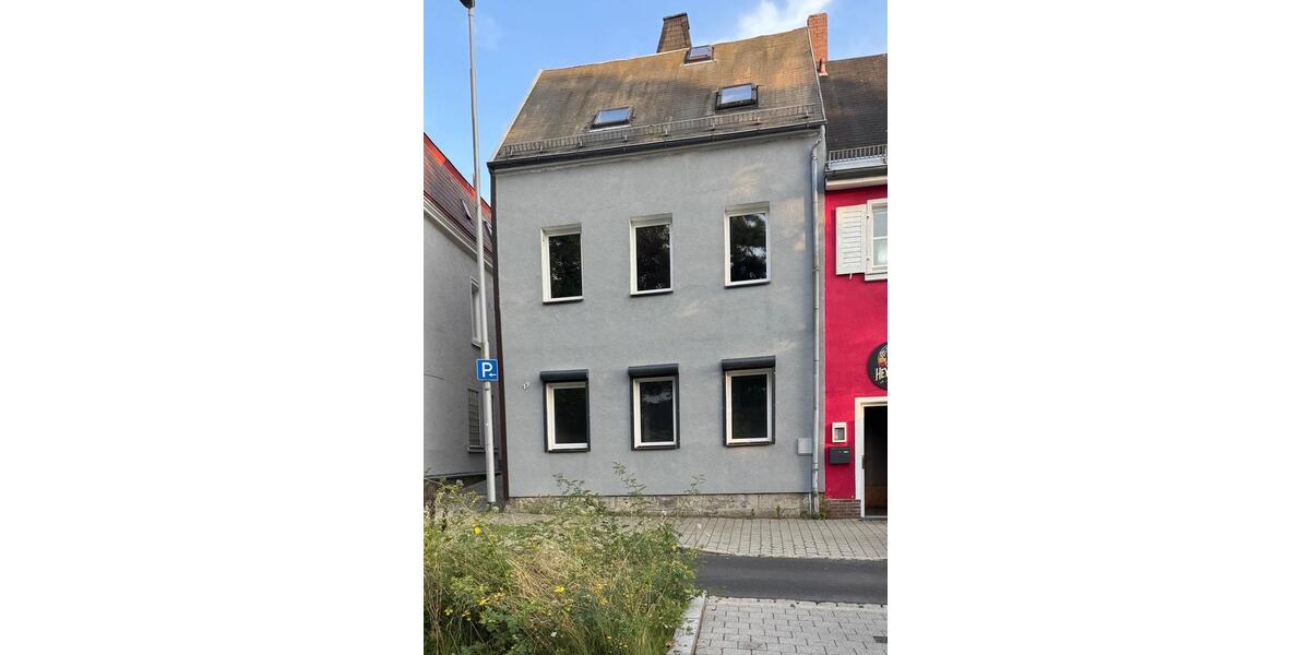 Reihenhaus Ostfildern - 7 Zimmer, 180 m&sup2;, 92.000&euro; | Angebot:24828041