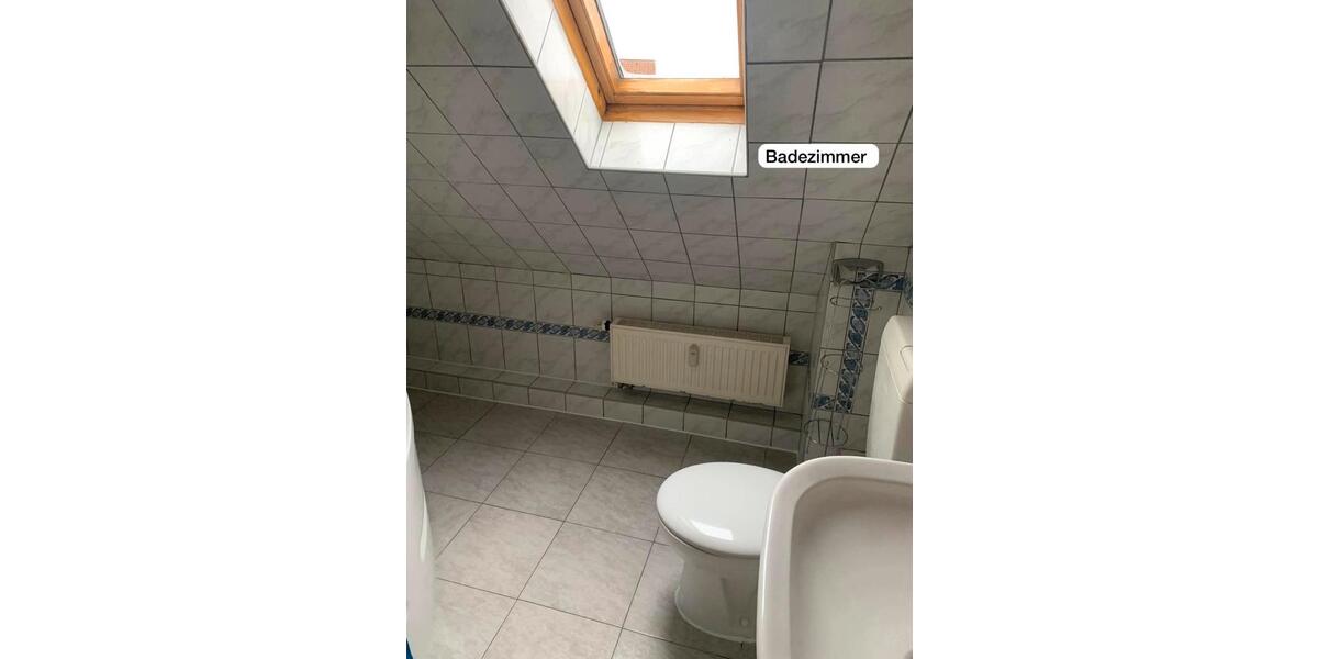 Dachgeschoßwohnung Heubach - 3 Zimmer, 67 m&sup2;, 920&euro; | Angebot:25856663