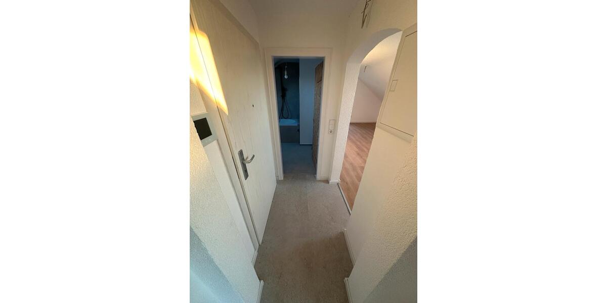 Dachgeschoßwohnung Neuhausen auf den Fildern - 3 Zimmer, 71 m&sup2;, 1.300&euro; | Angebot:27548763
