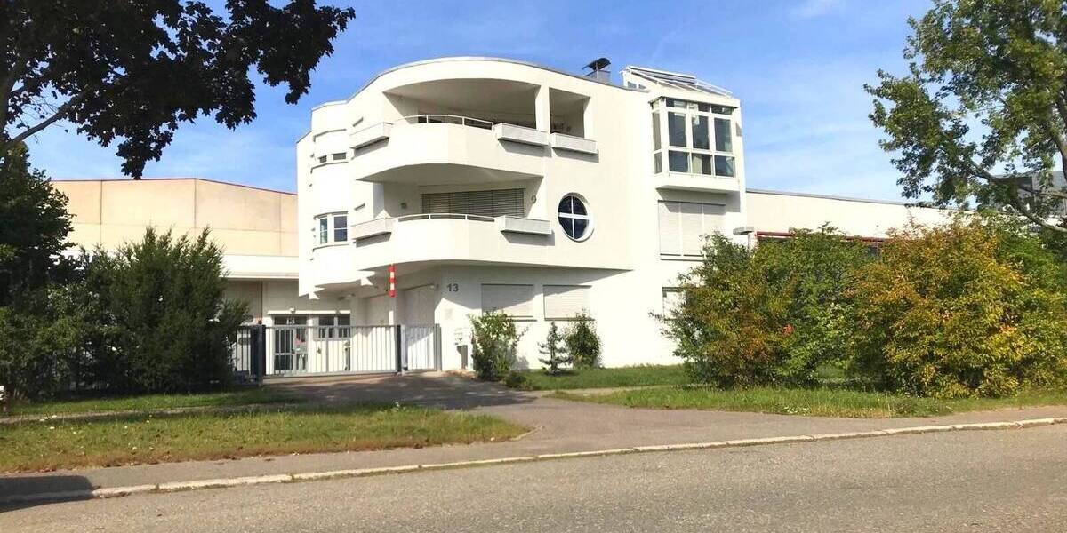 Etagenwohnung Fellbach - 2 Zimmer, 89 m&sup2;, 1.100&euro; | Angebot:25802179