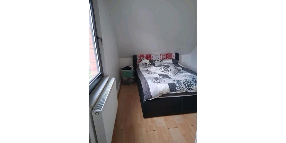 Dachgeschoßwohnung Geislingen an der Steige - 3 Zimmer, 65 m&sup2;, 780&euro; | Angebot:26677361