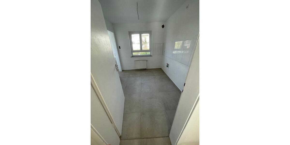 Erdgeschoßwohnung Neuffen - 3 Zimmer, 75 m&sup2;, 1.500&euro; | Angebot:25457022