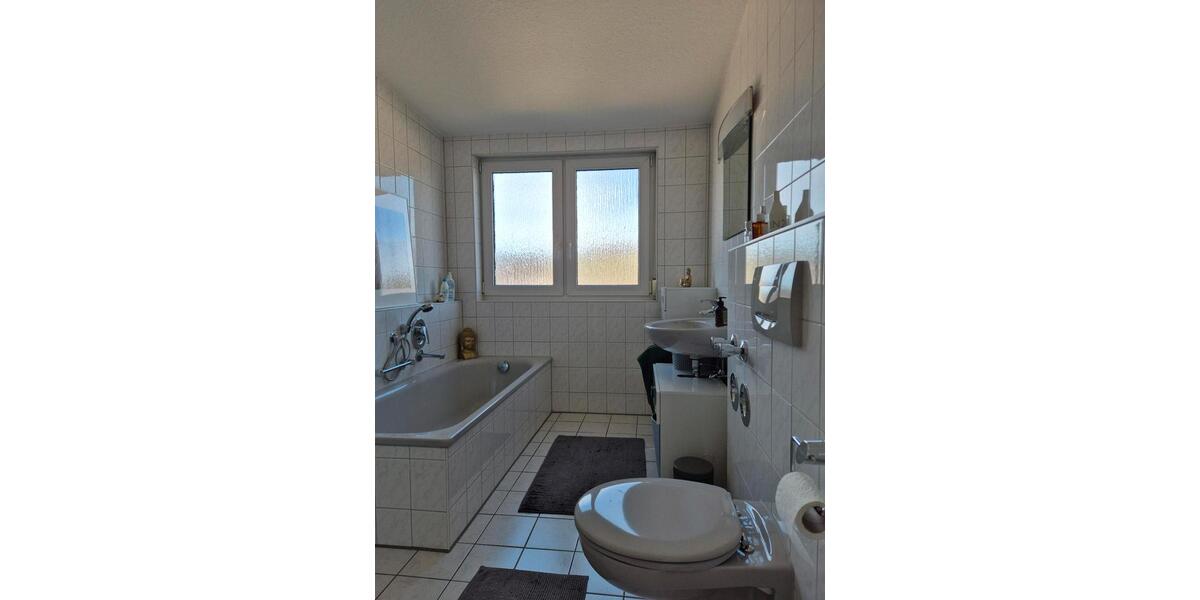 Dachgeschoßwohnung Remshalden - 2 Zimmer, 68 m&sup2;, 249.000&euro; | Angebot:26648096