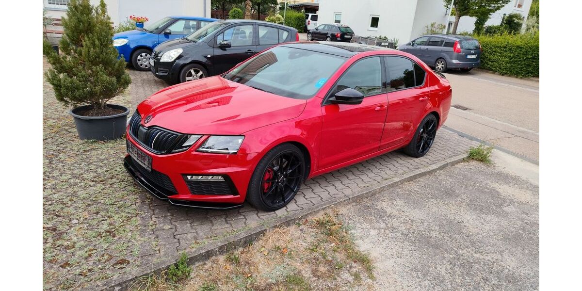 Skoda Octavia 102.000 km 17.900 &euro; Böbingen 73560