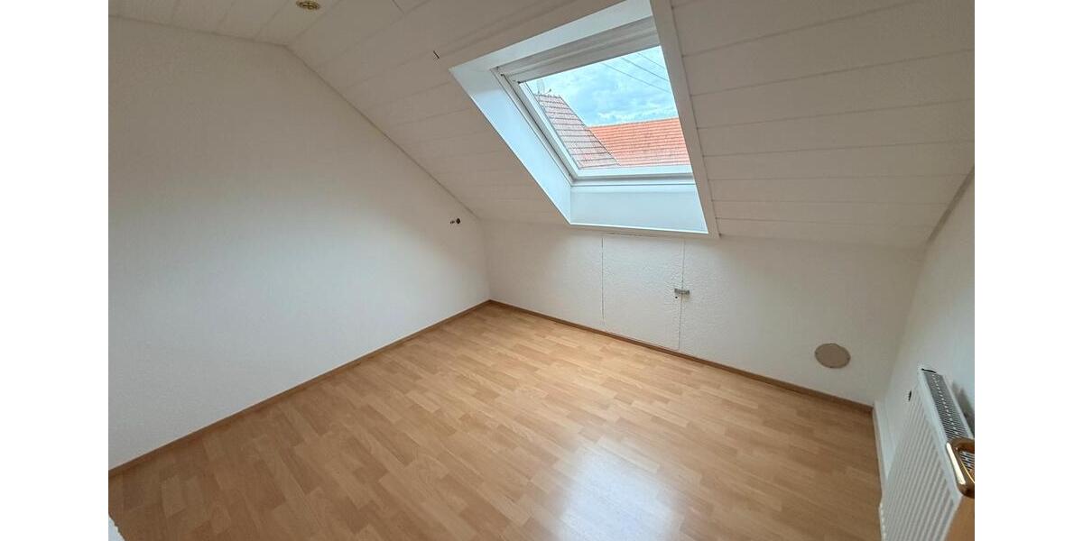 Maisonettenwohnung Mögglingen - 7 Zimmer, 183 m&sup2;, 1.950&euro; | Angebot:25162200