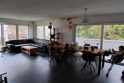 Haus Waiblingen - 7 Zimmer, 169 m&sup2;, 2.860&euro; | Angebot:25710221