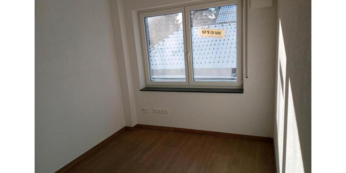 Einfamilienhaus Waiblingen - 7 Zimmer, 170 m&sup2;, 2.680&euro; | Angebot:26566597