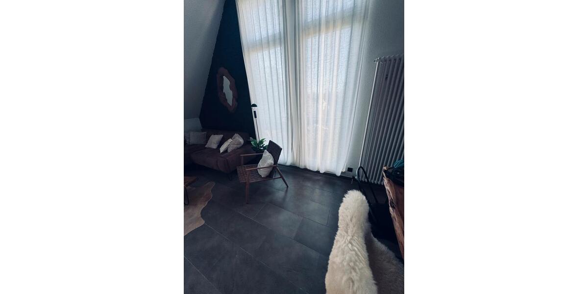 Dachgeschoßwohnung Kirchheim unter Teck - 2 Zimmer, 44 m&sup2;, 195.000&euro; | Angebot:23596257