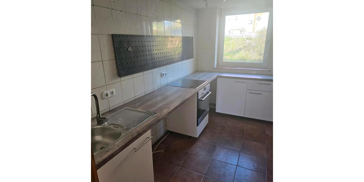 Etagenwohnung Lonsee - 6 Zimmer, 140 m&sup2;, 1.300&euro; | Angebot:26665993