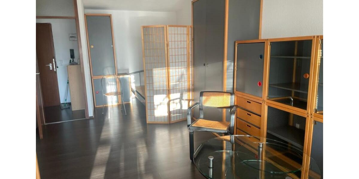 Etagenwohnung Esslingen am Neckar Pliensauvorstadt - 1 Zimmer, 38 m&sup2;, 180.000&euro; | Angebot:25046638