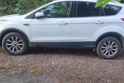 Ford Kuga 100.000 km 8.900 &euro; Allmersbach 71573