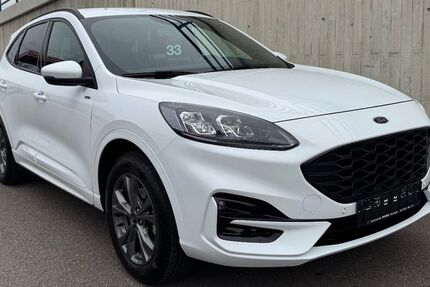 Ford Kuga 49.000 km 22.900 &euro; Essingen­­­ 73457