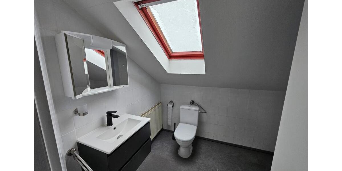 Mehrfamilienhaus, Wohnhaus Gammelshausen - 8 Zimmer, 177 m&sup2;, 560.000&euro; | Angebot:26961267