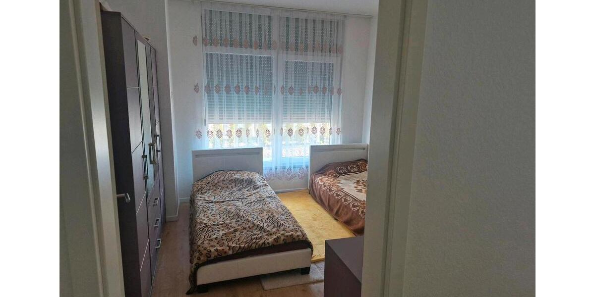 Erdgeschoßwohnung Göppingen Bruckwasen - 5 Zimmer, 134 m&sup2;, 358.000&euro; | Angebot:26123038