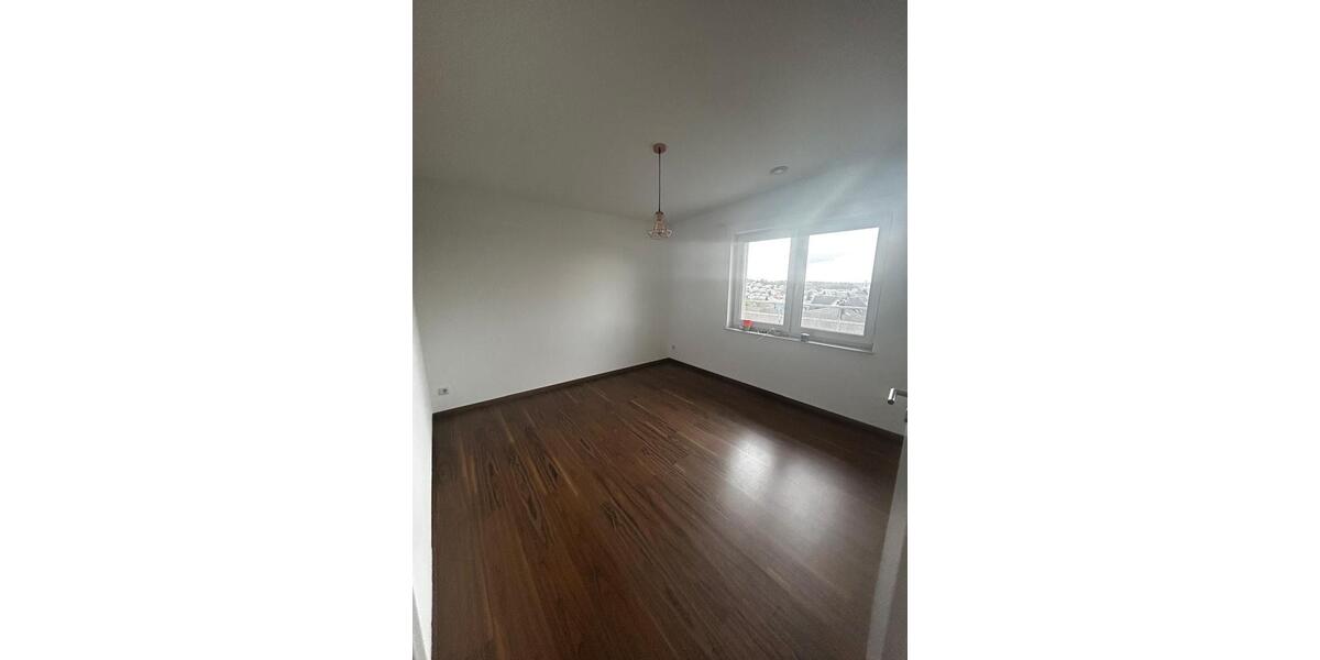 Einfamilienhaus Laichingen - 4 Zimmer, 90 m&sup2;, 1.250&euro; | Angebot:26335043