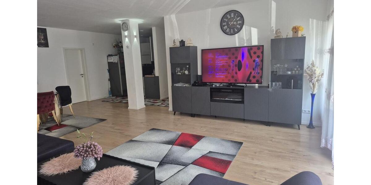 Erdgeschoßwohnung Göppingen Bruckwasen - 5 Zimmer, 134 m&sup2;, 370.000&euro; | Angebot:25843705