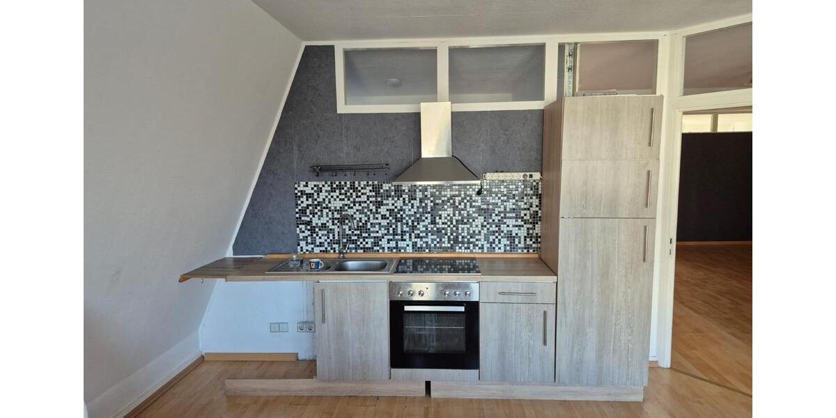 Dachgeschoßwohnung Geislingen an der Steige - 4 Zimmer, 115 m&sup2;, 1.300&euro; | Angebot:25328146