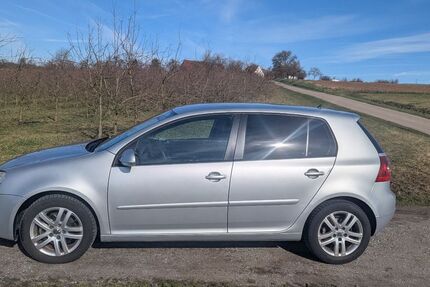 VW Golf 210.000 km 3.500 &euro; Allmersbach im Tal 71573