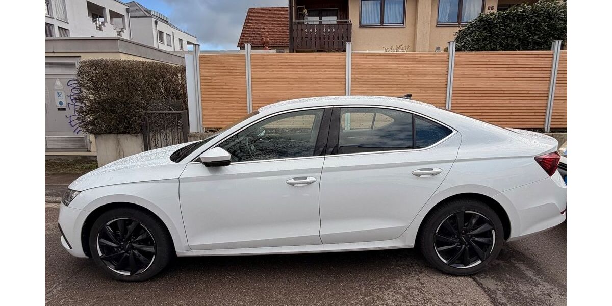 Skoda Octavia 30.000 km 28.700 &euro; Dettingen 73265