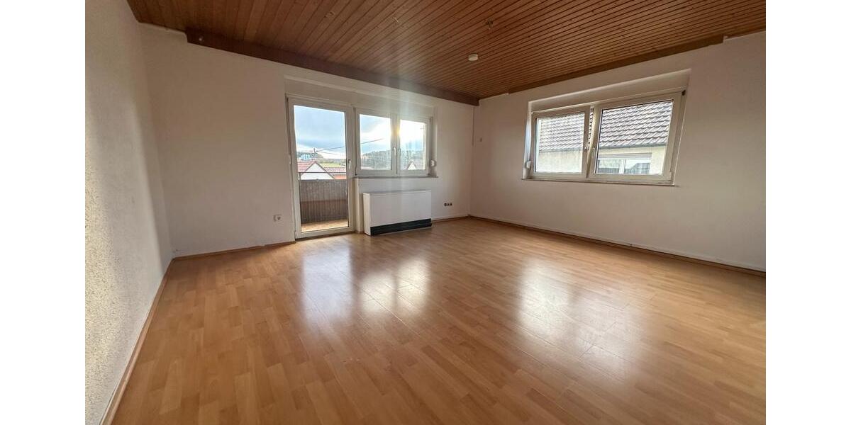 Etagenwohnung Lonsee - 4 Zimmer, 85 m&sup2;, 850&euro; | Angebot:25446983