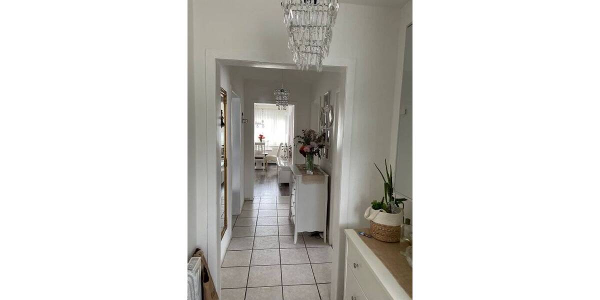 Etagenwohnung Nürtingen Oberensingen - 4 Zimmer, 90 m&sup2;, 299.000&euro; | Angebot:25773635