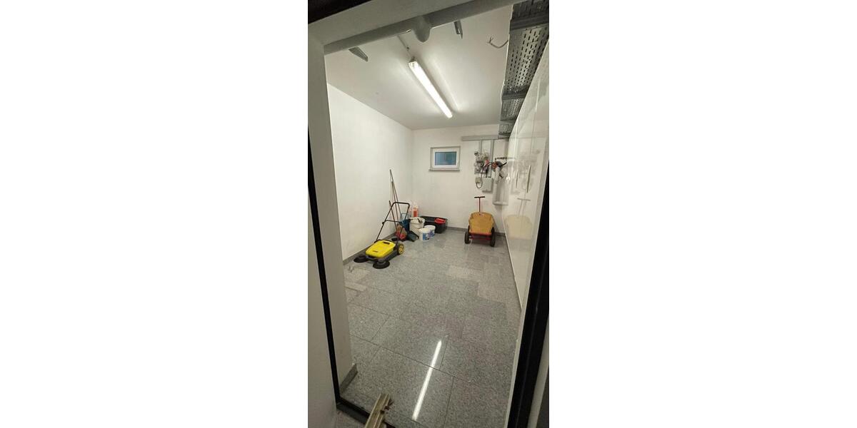 Erdgeschoßwohnung Esslingen am Neckar - 4 Zimmer, 92 m&sup2;, 630.000&euro; | Angebot:26042041