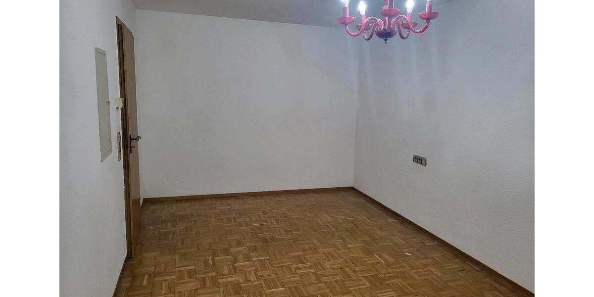 Erdgeschoßwohnung Plochingen - 2 Zimmer, 71 m&sup2;, 800&euro; | Angebot:27597228