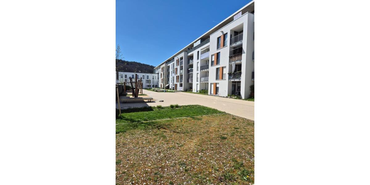 Etagenwohnung Esslingen am Neckar Brühl - 3 Zimmer, 80 m&sup2;, 1.369&euro; | Angebot:25972430