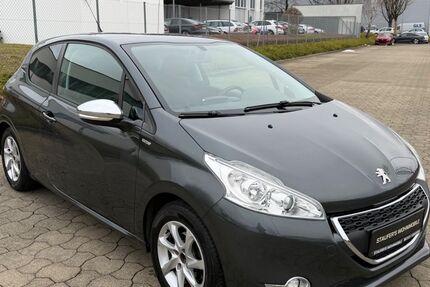 Peugeot 208 141.000 km 3.799 &euro; Göppingen 73035