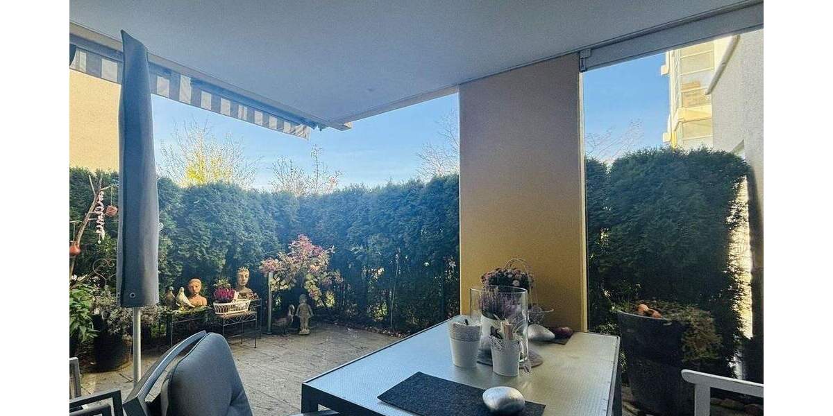 Etagenwohnung Esslingen Sulzgries - 4 Zimmer, 105 m&sup2;, 410.000&euro; | Angebot:25662735