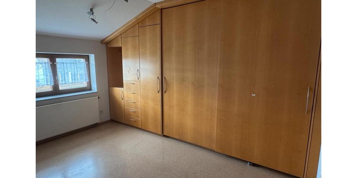 Dachgeschoßwohnung Ruppertshofen - 4 Zimmer, 130 m&sup2;, 950&euro; | Angebot:26310112