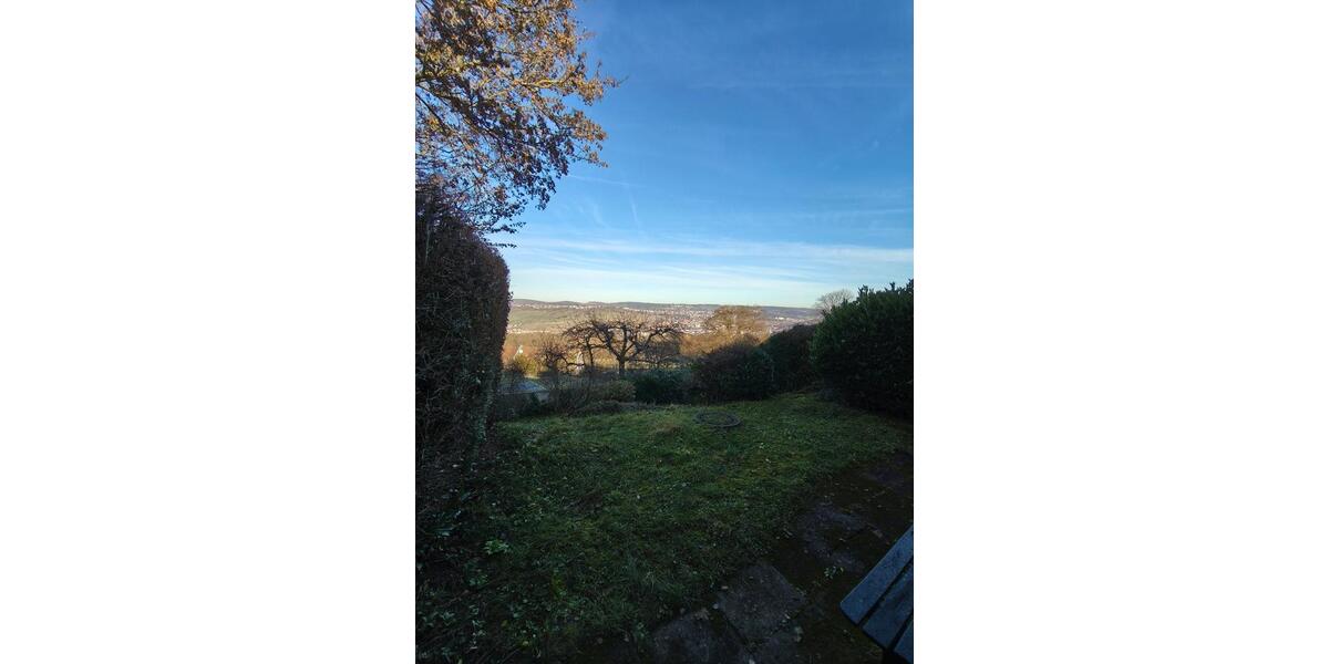 Doppelhaushälfte Ostfildern - 5.5 Zimmer, 135 m&sup2;, 1.800&euro; | Angebot:25643750