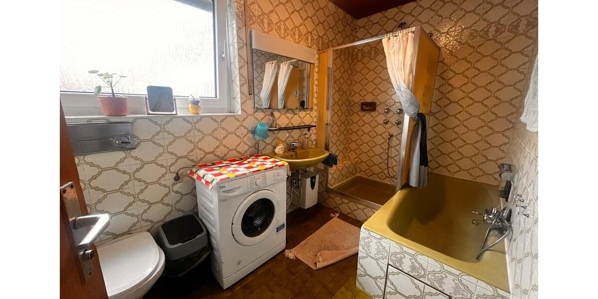 Mehrfamilienhaus, Wohnhaus Eislingen (Fils) - 3 Zimmer, 62 m&sup2;, 880&euro; | Angebot:25950768