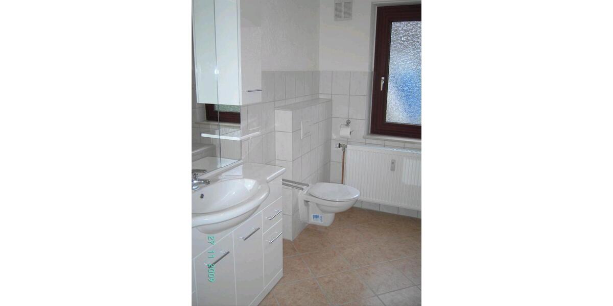 Erdgeschoßwohnung Eislingen (Fils) - 2 Zimmer, 68 m&sup2;, 800&euro; | Angebot:25870578