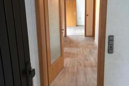 Wohnung Schlierbach - 3 Zimmer, 83 m&sup2;, 1.000&euro; | Angebot:25964356