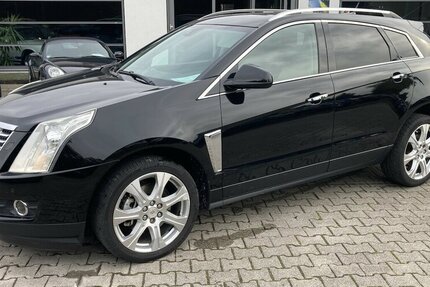 Cadillac SRX Vollausstattung Deutsche Erstauslieferung 133.000 km 17.400 &euro; Schorndorf 73614